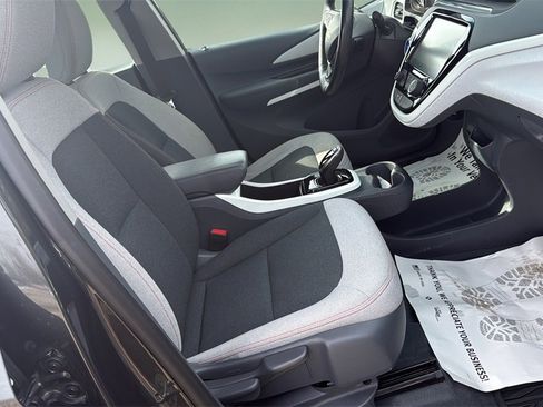 Used 2020 Chevrolet Bolt LT image 15