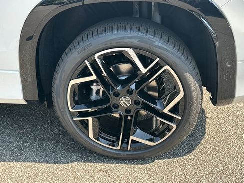 New 2026 Volkswagen Tiguan SEL R-Line AWD/4WD image 20