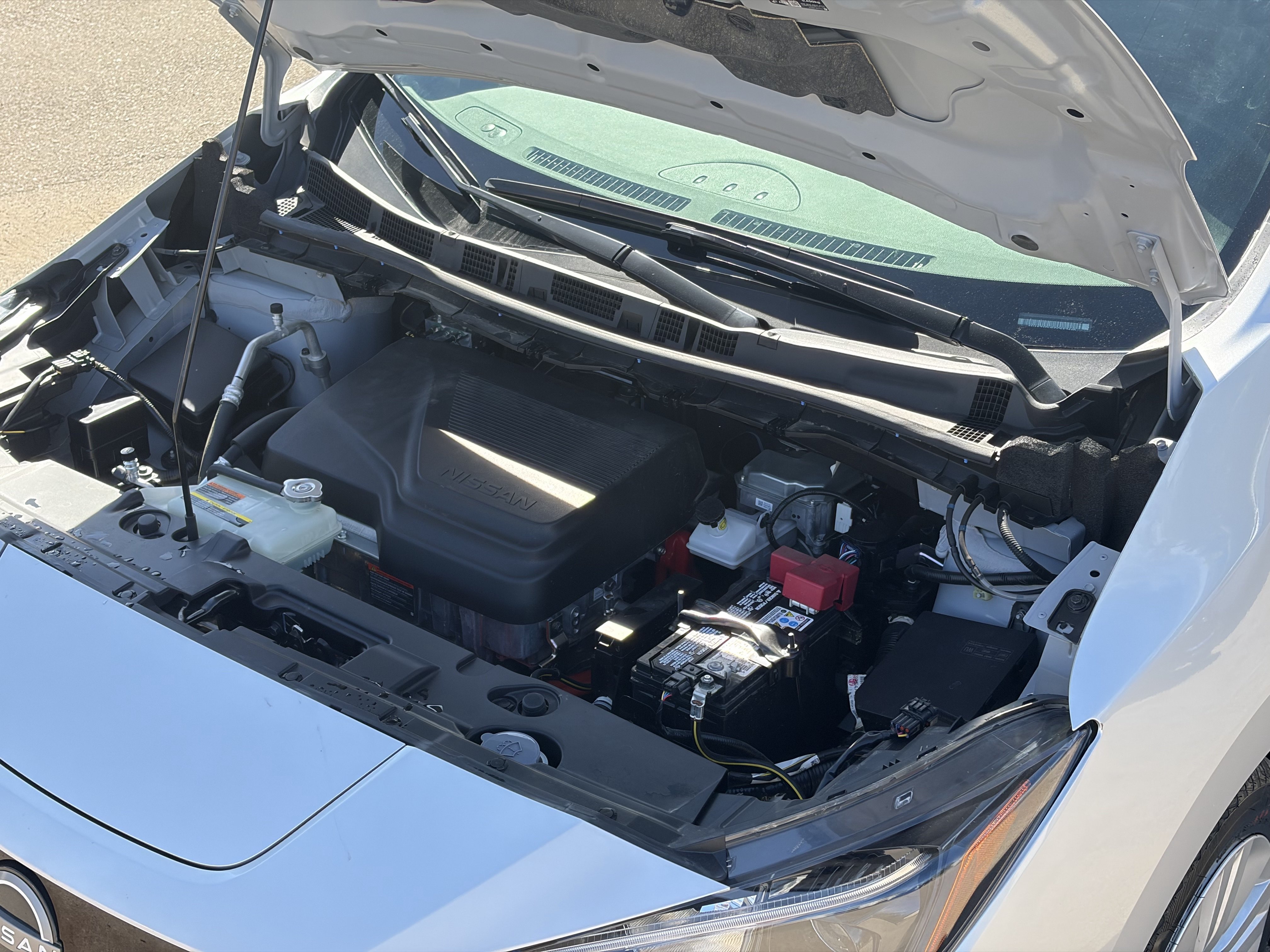 Used 2025 Nissan Leaf S FWD image 24