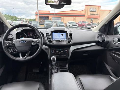 Used 2019 Ford Escape SEL AWD/4WD image 14