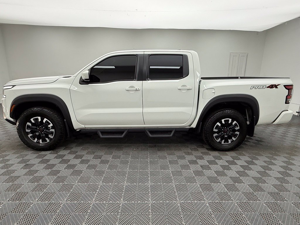 Used 2024 Nissan Frontier PRO-4X w/ Technology Package AWD/4WD image 12