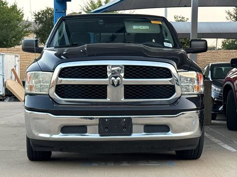 Used 2019 RAM 1500 Classic SLT RWD image 2