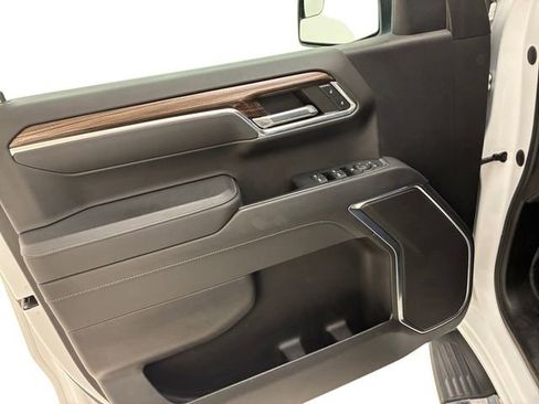 Used 2023 Chevrolet Silverado 1500 RST image 13