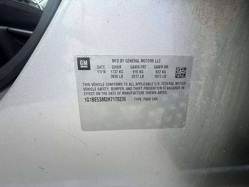 Used 2017 Chevrolet Cruze LT FWD image 22