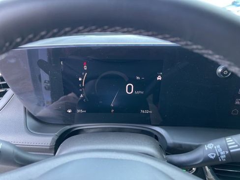 Certified 2025 Buick Encore GX Sport Touring image 9