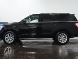 Used 2021 Ford Expedition XLT image 4