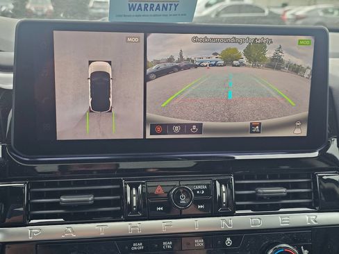 New 2026 Nissan Pathfinder SL w/ SL Premium Package AWD/4WD image 25