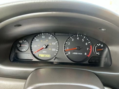 Used 2004 Nissan Sentra S image 14