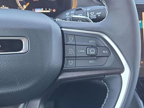 New 2026 Jeep Grand Cherokee Limited AWD/4WD image 24