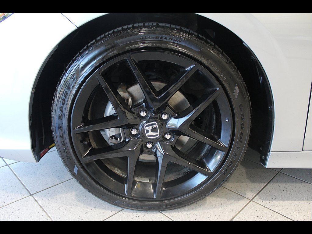 Certified 2025 Honda Civic Sport image 9
