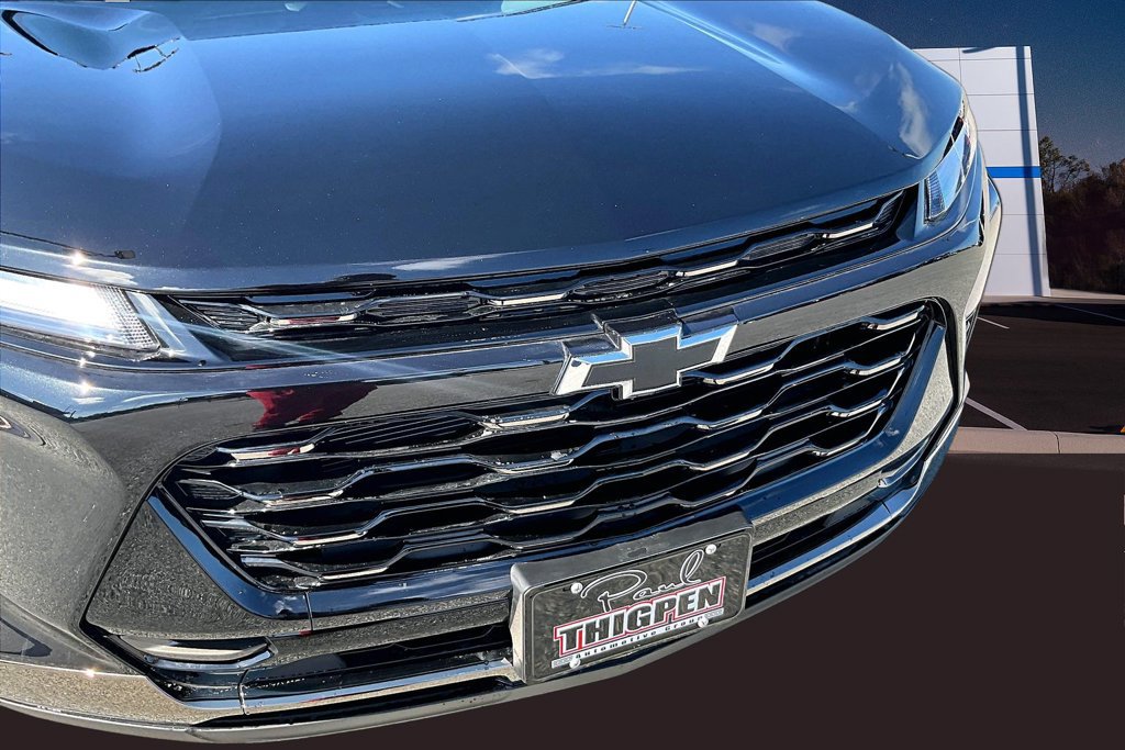 New 2026 Chevrolet Trax ACTIV w/ Driver Confidence Package FWD image 16