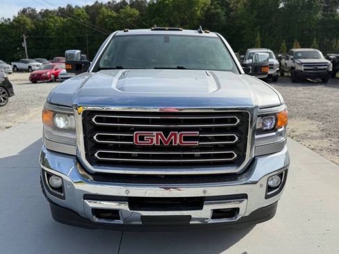 Used 2016 GMC Sierra 2500 SLT w/ Duramax Plus Package AWD/4WD image 2
