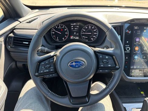 Used 2025 Subaru Forester Premium w/ Convenience Package #1 AWD/4WD image 17