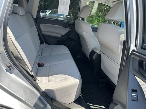 Used 2018 Subaru Forester 2.5i w/ Alloy Wheel Package AWD/4WD image 13