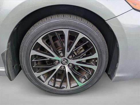 Used 2019 Toyota Camry SE image 22