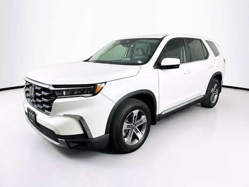 Used 2024 Honda Pilot EX-L image 3