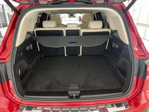 Used 2020 Mercedes-Benz GLB 250 4MATIC image 37