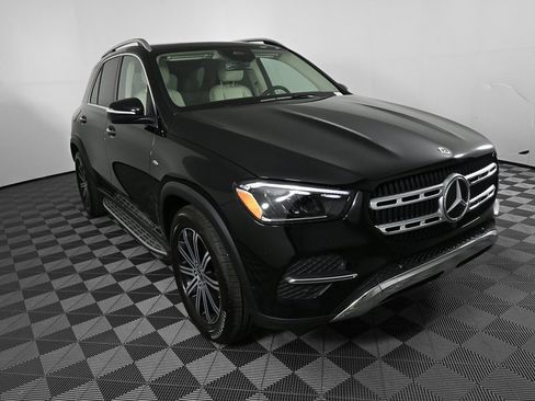 Certified 2025 Mercedes-Benz GLE 450e 4MATIC image 25