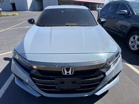 Used 2022 Honda Accord Sport image 2