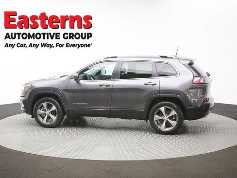 Used 2021 Jeep Cherokee Limited image 58