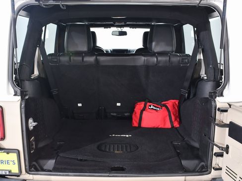 Used 2017 Jeep Wrangler Unlimited Sahara w/ Quick Order Package 24E Chief image 20