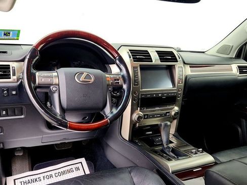 Used 2018 Lexus GX 460 Premium w/ Premium Package AWD/4WD image 13