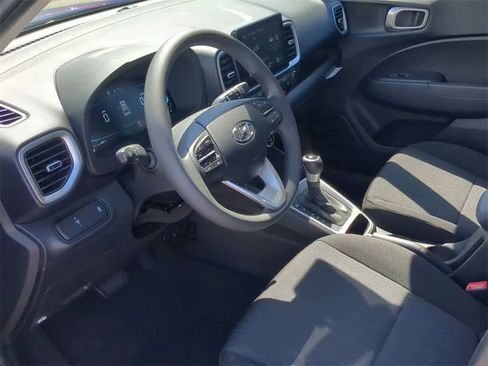 New 2026 Hyundai Venue SE image 15