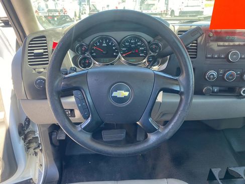 Used 2014 Chevrolet Silverado 3500 W/T RWD image 11