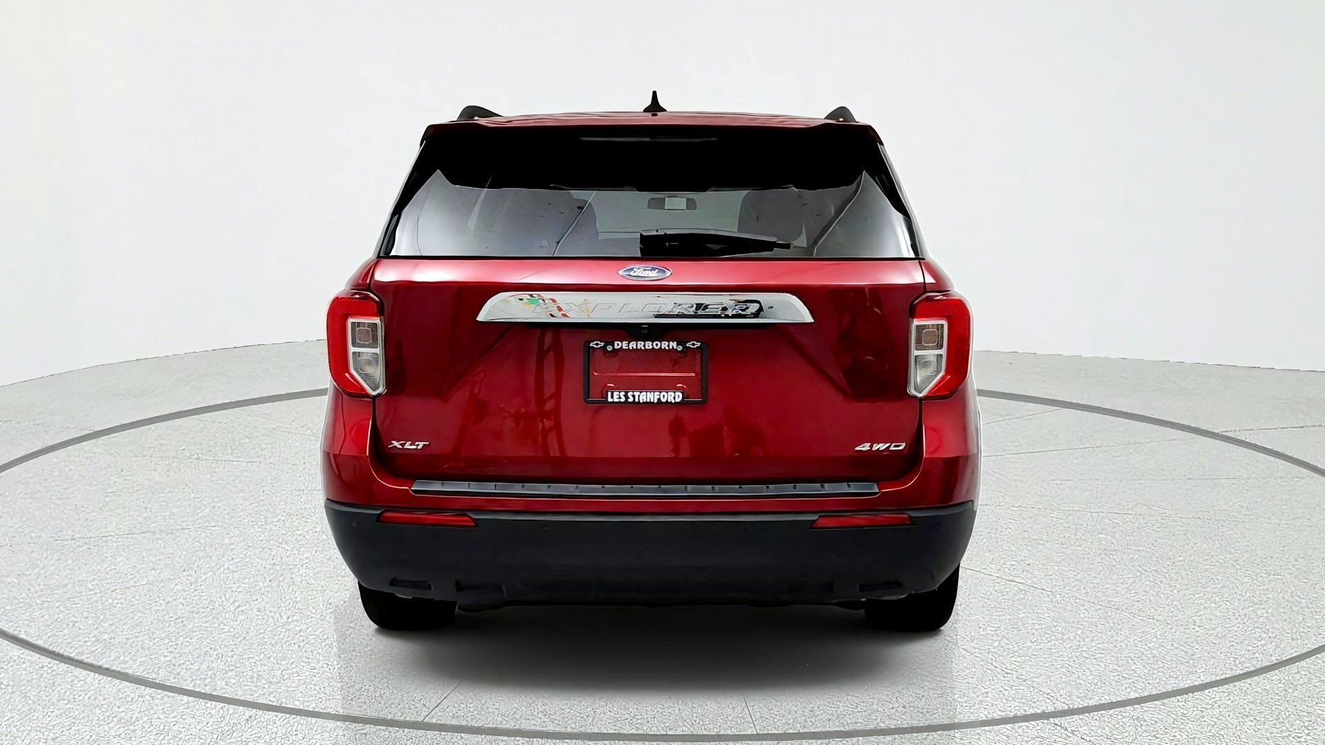 Used 2022 Ford Explorer XLT AWD/4WD image 4