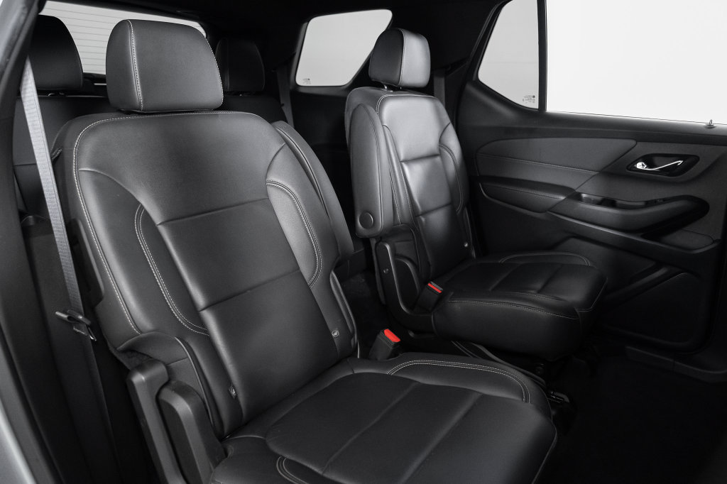 Used 2023 Chevrolet Traverse LT FWD image 26