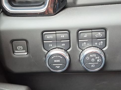 Used 2022 GMC Sierra 1500 Denali image 21