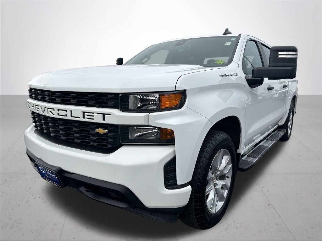 Used 2021 Chevrolet Silverado 1500 Custom w/ Custom Max Trailering Package AWD/4WD image 2