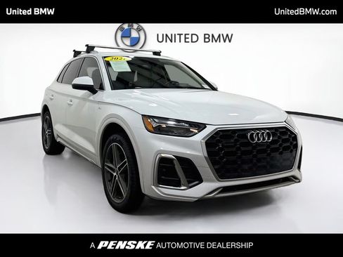 Used 2021 Audi Q5 e Premium Plus AWD/4WD image 3
