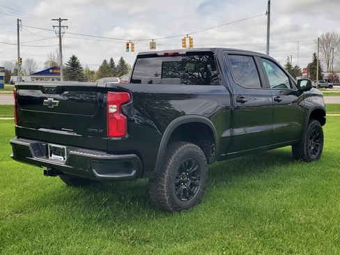 New 2026 Chevrolet Silverado 1500 ZR2 w/ Dark Appearance Package AWD/4WD image 2