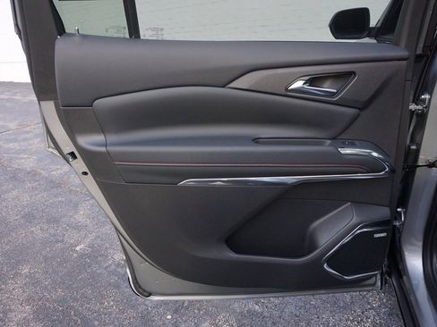 New 2026 Chevrolet Traverse RS w/ LPO, Floor Liner Package image 26