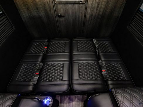 Used 2025 Mercedes-Benz Sprinter 3500 image 97