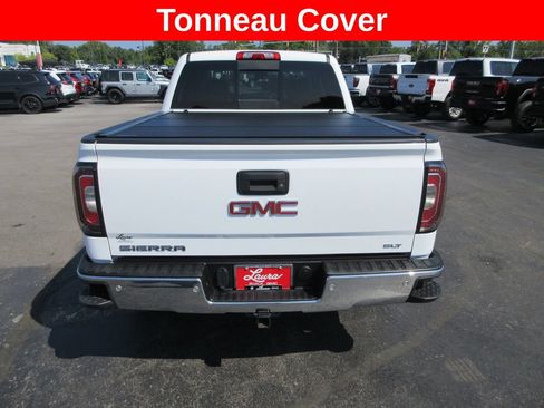 Used 2018 GMC Sierra 1500 SLT AWD/4WD image 9