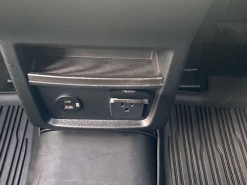 Used 2022 Ford Edge SEL w/ Convenience Package image 41