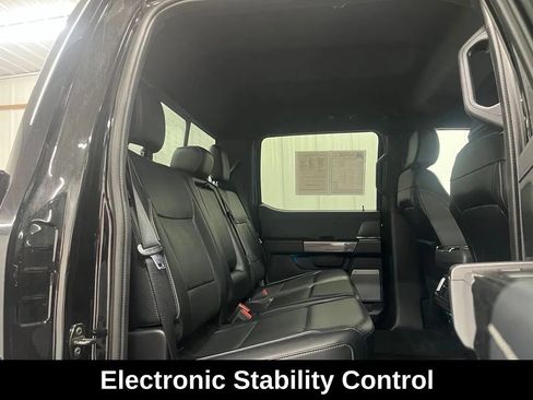 Used 2022 Ford F150 Lariat w/ Equipment Group 502A High AWD/4WD image 10