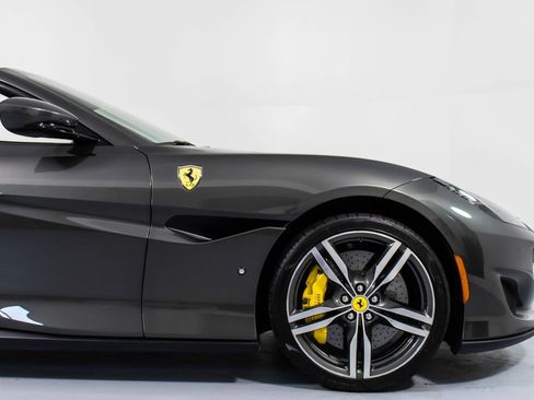 Certified 2019 Ferrari Portofino image 16