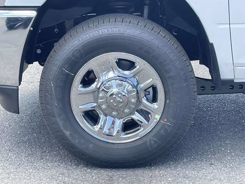 New 2026 RAM 2500 Tradesman w/ Chrome Appearance Group AWD/4WD image 11