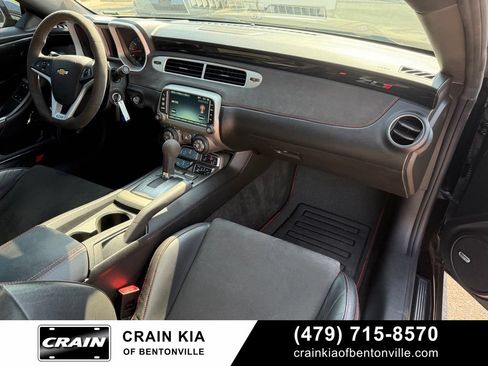 Used 2014 Chevrolet Camaro ZL1 RWD image 28