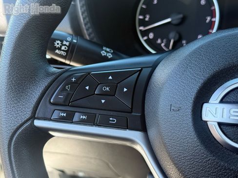 Used 2024 Nissan Sentra SV image 17