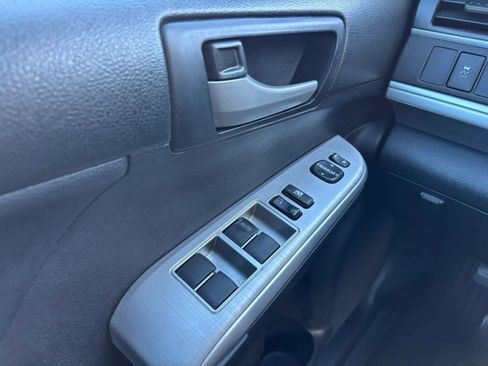 Used 2012 Toyota Camry SE image 15