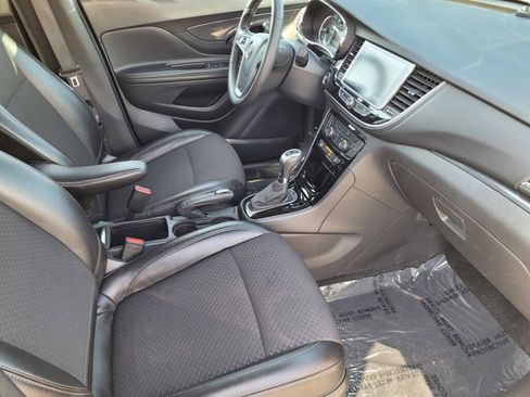 Used 2020 Buick Encore Preferred image 20