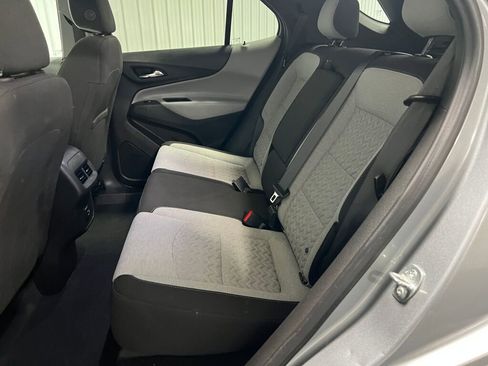 Used 2023 Chevrolet Equinox LT w/ Driver Convenience Package image 6