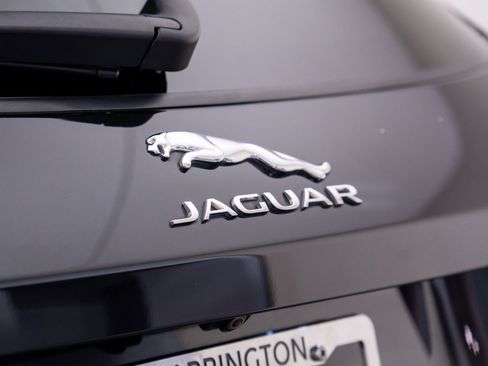 Used 2020 Jaguar F-PACE S image 33
