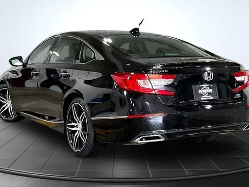 Used 2021 Honda Accord Touring image 14