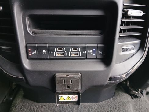 Used 2024 RAM 1500 Limited image 72