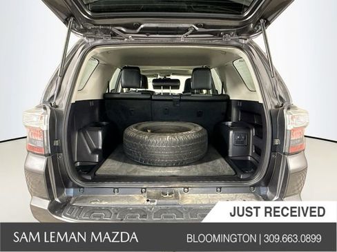 Used 2015 Toyota 4Runner SR5 Premium image 25